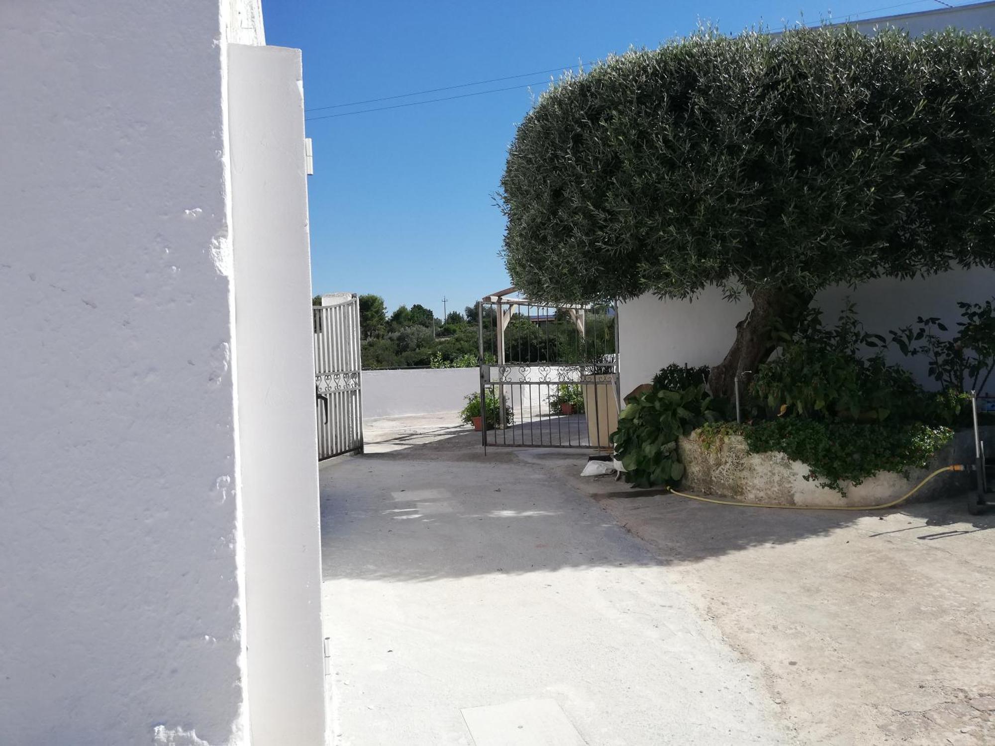 Holiday Home Trullo Antico Ostuni Kamer foto