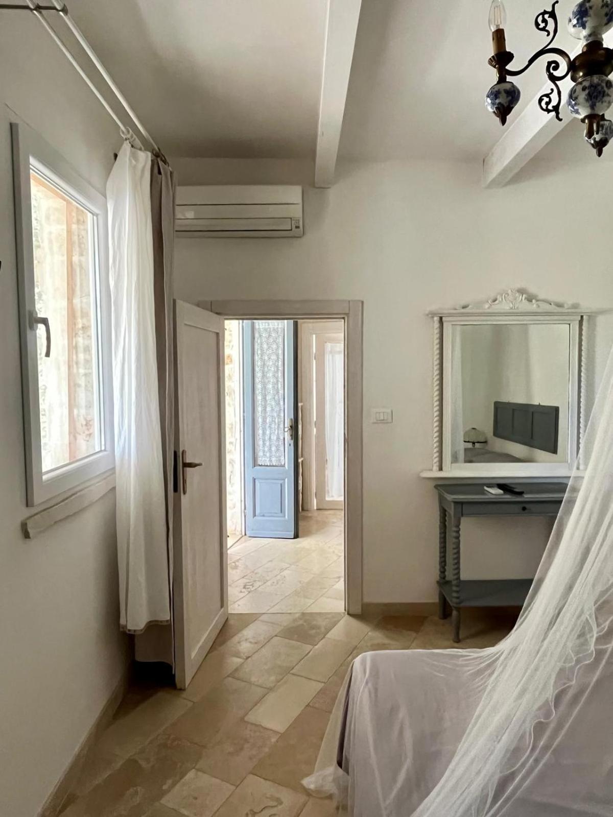 Holiday Home Trullo Antico Ostuni Buitenkant foto